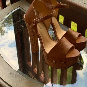 Tan platform sandal